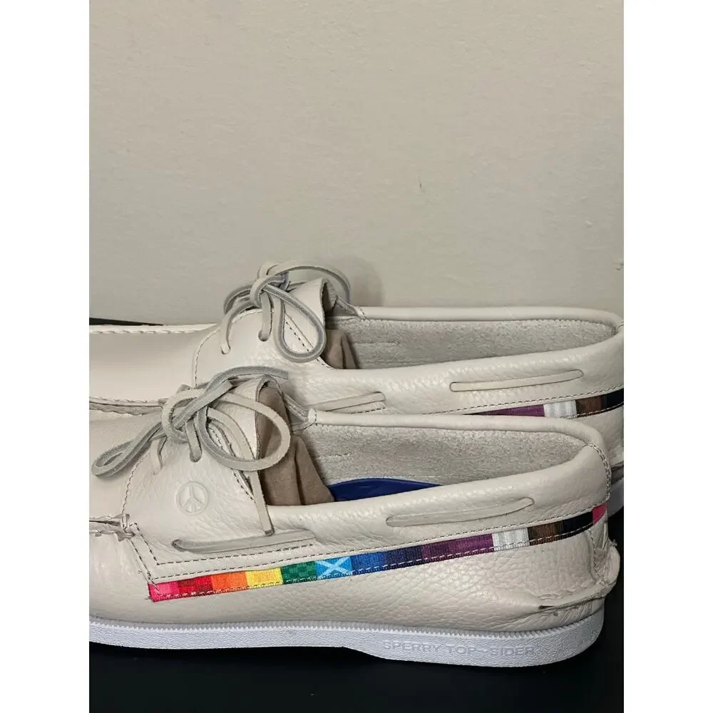 These are Sperry Authentic Original 2-Eye Pride boat shoes Rainbow Sz 11 NWOT